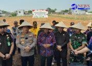 Dukung Ketahanan Nasional, Kapten Inf C Noya Ikut Panen Jagung Hibrida