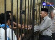 Rayakan Hari Bhayangkara ke-79, Kapolres Pelabuhan Belawan Beri Nasi Kotak untuk Para Tahanan