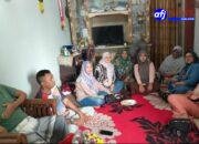 Danramil 14/Panongan Bersama Anggota Dan Persit Jenguk Anggota Yang Sedang Sakit.