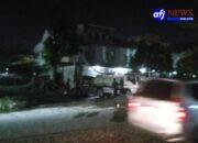 Jalan Jadi Licin: ‎Masyarakat Bengkong Keluhkan Aktivitas Pengisian Mobil Tangki Air Sumur Bor di Pinggir Jalan.