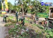 Kodim 0510/Trs dan Warga Bersihkan Irigasi di Sindang Panon