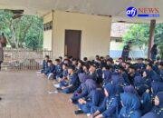 Bhabinkamtibmas Polsek Panongan Sosialisasikan Pencegahan Kenakalan Remaja kepada Pelajar SMP Mandiri 01 Serdang Kulon