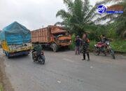 Kodim 0209/Labuhanbatu Amankan Arus Lalu Lintas Pasca Kecelakaan Truk di Bilah Hulu