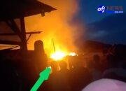Dua Rumah Lansia Terbakar di Kampung Nelayan Indah, Kerugian Capai Ratusan Juta Rupiah