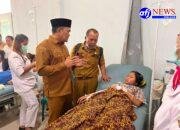 Kadisdik Labuhanbatu Jenguk Siswi Korban Musibah Tertimpa Truk Muatan Sawit