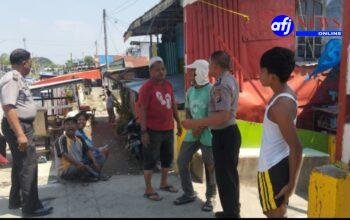 Sat Binmas Polres Pelabuhan Belawan Sambang Warga dan Karyawan, Sampaikan Imbauan Kamtibmas