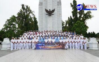 JEJAK PENGABDIAN 81 TAHUN TNI AL: KODAERAL I TABUR BUNGA, HORMATI JASA PARA PAHLAWAN DI TMP BUKIT BARISAN